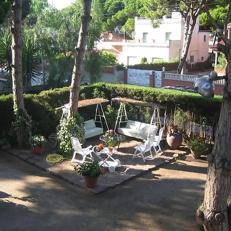 Enjoy Your Holidays 300m To The Mediterranean Sea At Divali * Castelldefels